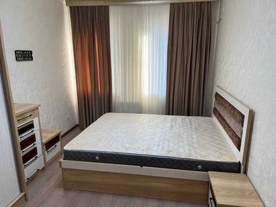 Сдается 2 комнатная квартира на ул. Махтумкули