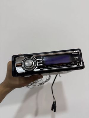 Sony magnitofon CDX-GT710