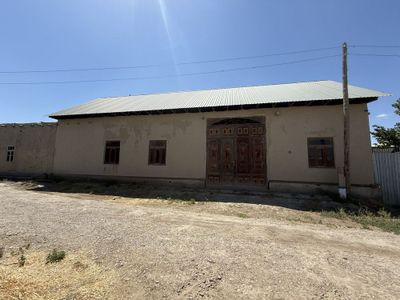 Buxoro viloyati Jondor tumanida tayyor uchaska hovli sotiladi