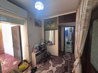 Янгихаёт тумани Бинокор махалласида уй сотилади