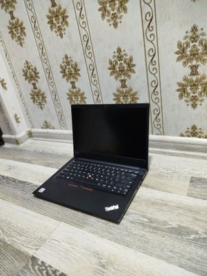 Lenovo thinkpad i5-10210U(10-покаления) IT boyicha oqidiganla uchun aj