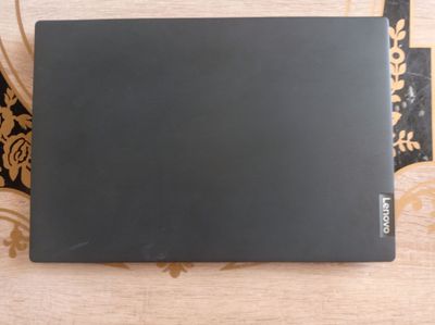 LENOVO KOMPUTER sotiladi ishlash IDEAL