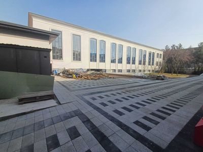 Продаю здание Бартер есть Вдоль дороги Ибн Сино 2.000 м2 20 соток