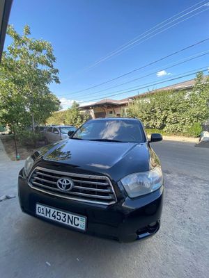 Avtomobil sotiladi TAYOTA Haflander