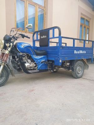 Real Moto holati ideal