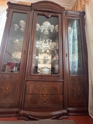 Продаётся стенка для гостиной в Чирчике