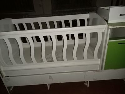 Детский кровать сотилади