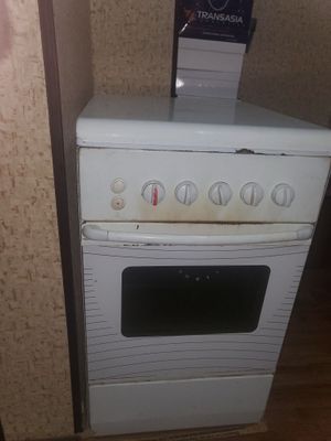 Газовая плита в хорошем состоянии