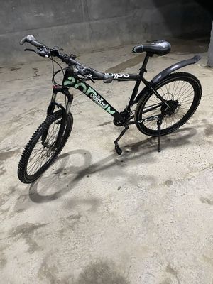 Velosiped adidas 26 pedal bn oldi kamera qoyish kere faqat