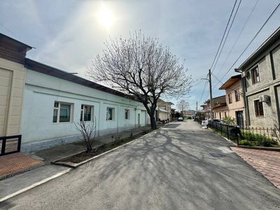 ЮНУСАБАДСКИЙ РАЙОН ДОМ! Уста Ширин Улица Ифтихор ! Участок - 5,4 сотки
