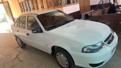 Nexya 2 sotiladi holati alo moshina zor