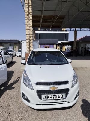 Spark sotiladi kraskasi tozza 64000yurgan bir qol