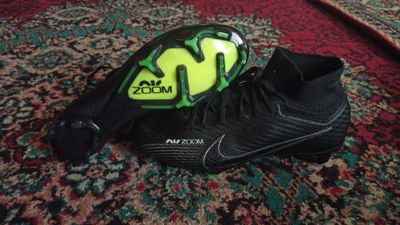 Butsi airzoom qora rang