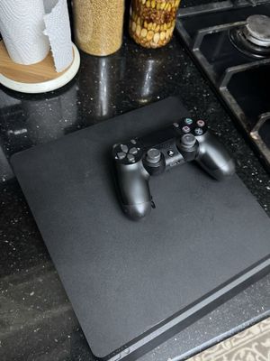 Playstation 4 Slim ideal