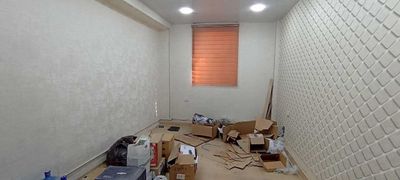 Аренда в центре у дороги рядом с метро 2-комнаты,42 кв.м