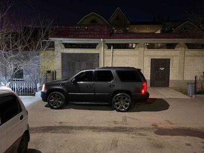 Продается CADILLAC ESCALADE 2006-года