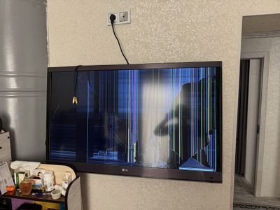 Продаю телевизор LG 47