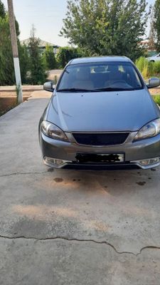Продается автомобиль Ласетти Джентра 1