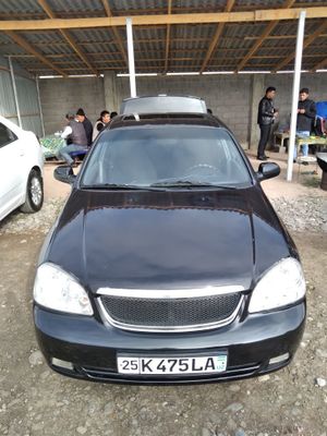 Lacetti 2011 avtomat motor 1.8 qora sotiladi