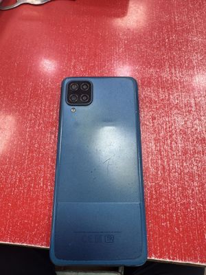 Samsung A12 64tali ortacha holat