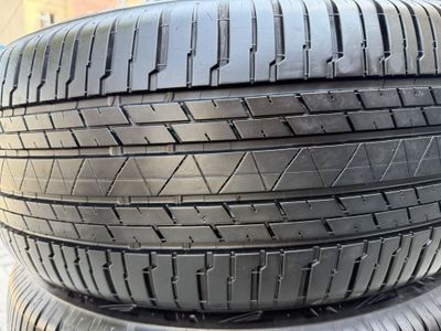 Toyota 300 peregon baloni ideal yengide turipti 265”55”20 orginal