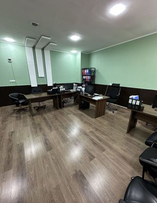 Нежилое помещение под офис