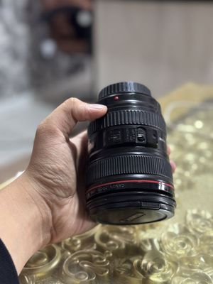 canon 24-105 EF sotiladi