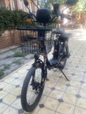 Skuter yaxshi holatda
