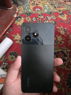 Realmi C51 sotiladi srochna sastayaniyasi ideal