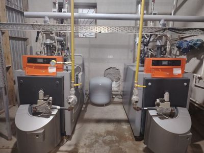 Viessmann Vitorond 200 VD2A818 270 kW kombi qozon sotiladi!