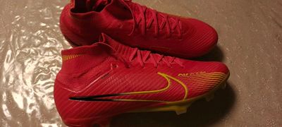 NIKE MER CURIAL RAZMER 42 SFAT BOMBA