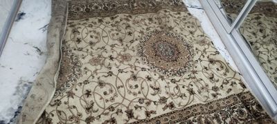 Ковры-коврики Б/У и Новые