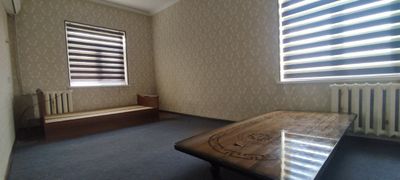 1 хонали уй ижорага берилади 1 800000