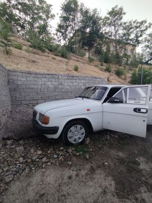 Volga 3110 Sotiladi