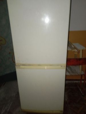 Холодильник рабочий