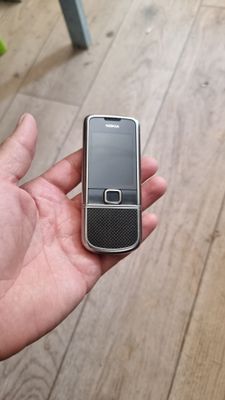 Nokia 88 00carbon arte.