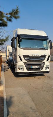 IVECO тягач сотилади