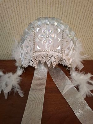Кокошник ручной работы