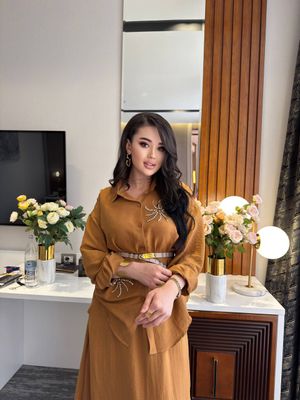 Yumshoq yozli kuzli model koylak