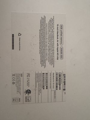 Продам macbook air 15 m3 chip 8/256