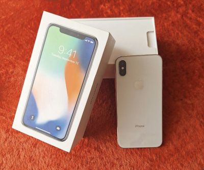 Продается iPhone X 256gb