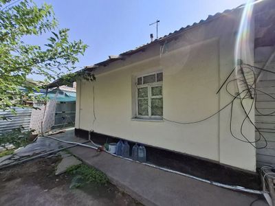 Продается частьна шучастка в чирчике