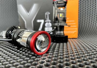 LED Y 7 Original