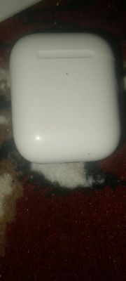 Airpods narxi 200 orginal karopka dakument bor