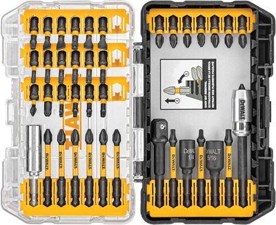 Набор наконечников DEWALT Screwdriver Bit Set 40шт! Новый в упаковке!