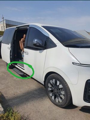 Hyundai Staria podnojka