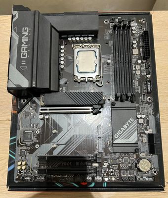 Комплект | Gigabyte Z790 + i5 14400f
