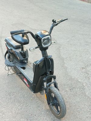 Электроскутер BONVI