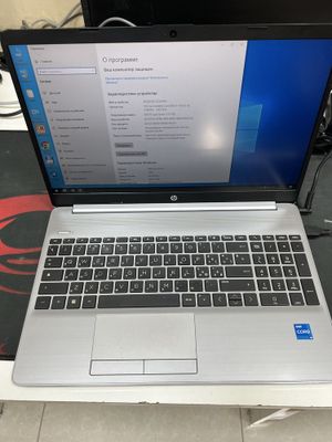 hp i5-1135G7 8/256