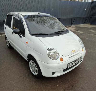 Matiz MX oq Chevrolet Матиз 2011 metan gazi bor, faqat naqtga sotiladi